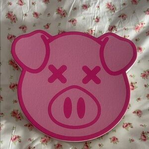 Jeffree Star Pink Pig box